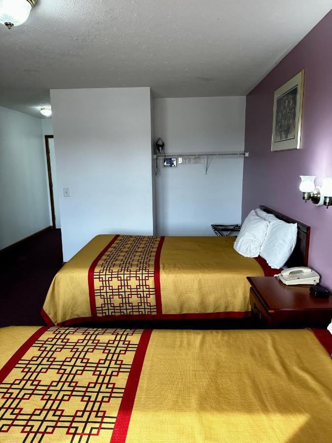 Attica Inn מראה חיצוני תמונה