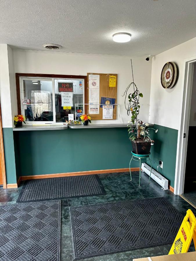 Attica Inn מראה חיצוני תמונה