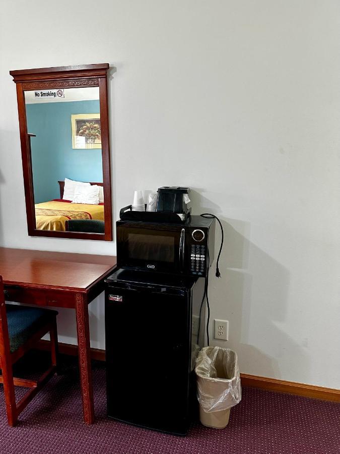 Attica Inn מראה חיצוני תמונה