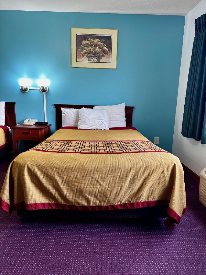 Attica Inn מראה חיצוני תמונה