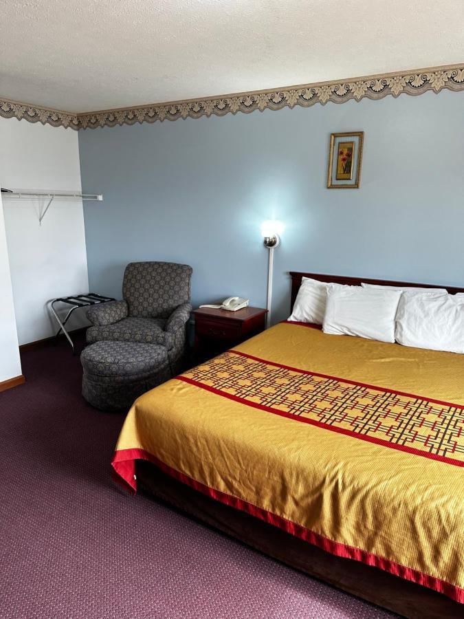 Attica Inn מראה חיצוני תמונה